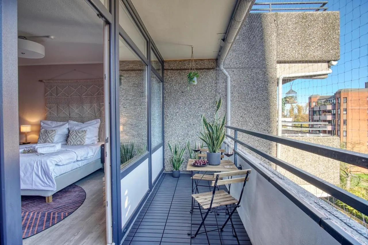 Homefy Business Apartment - Messe - Duesseldorf - Balkon - Aufzug Neuss
